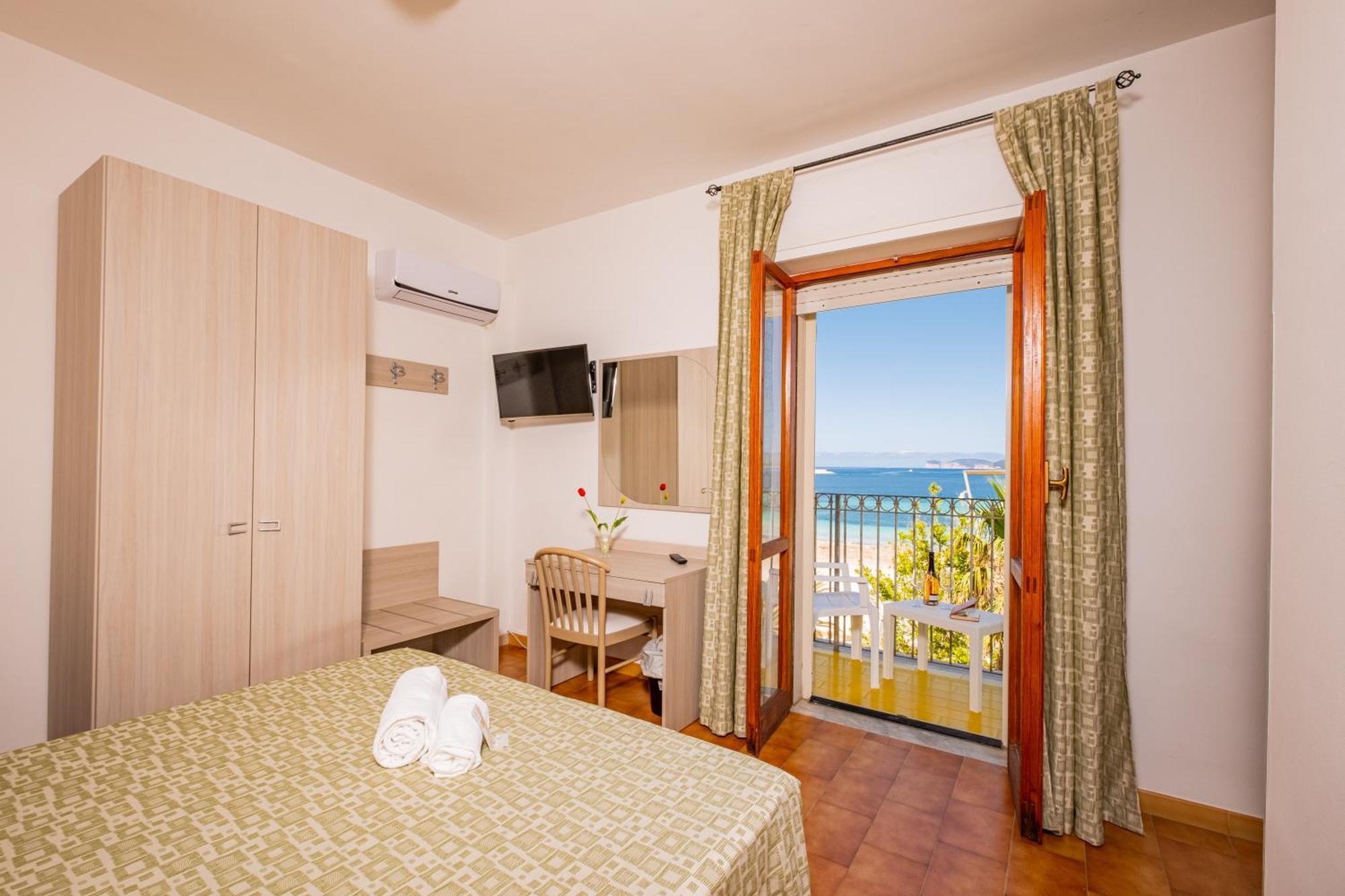 Hotel Il Gabbiano Alghero Dış mekan fotoğraf